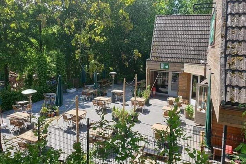 La Cabane, Дюрби Екстериор снимка