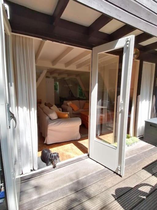 La Cabane, Дюрби Екстериор снимка